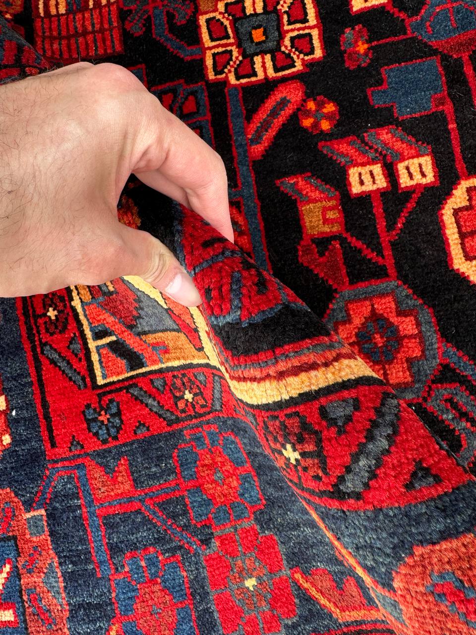 2.8x1.6M Tribal Nahavand Rug - Image 11