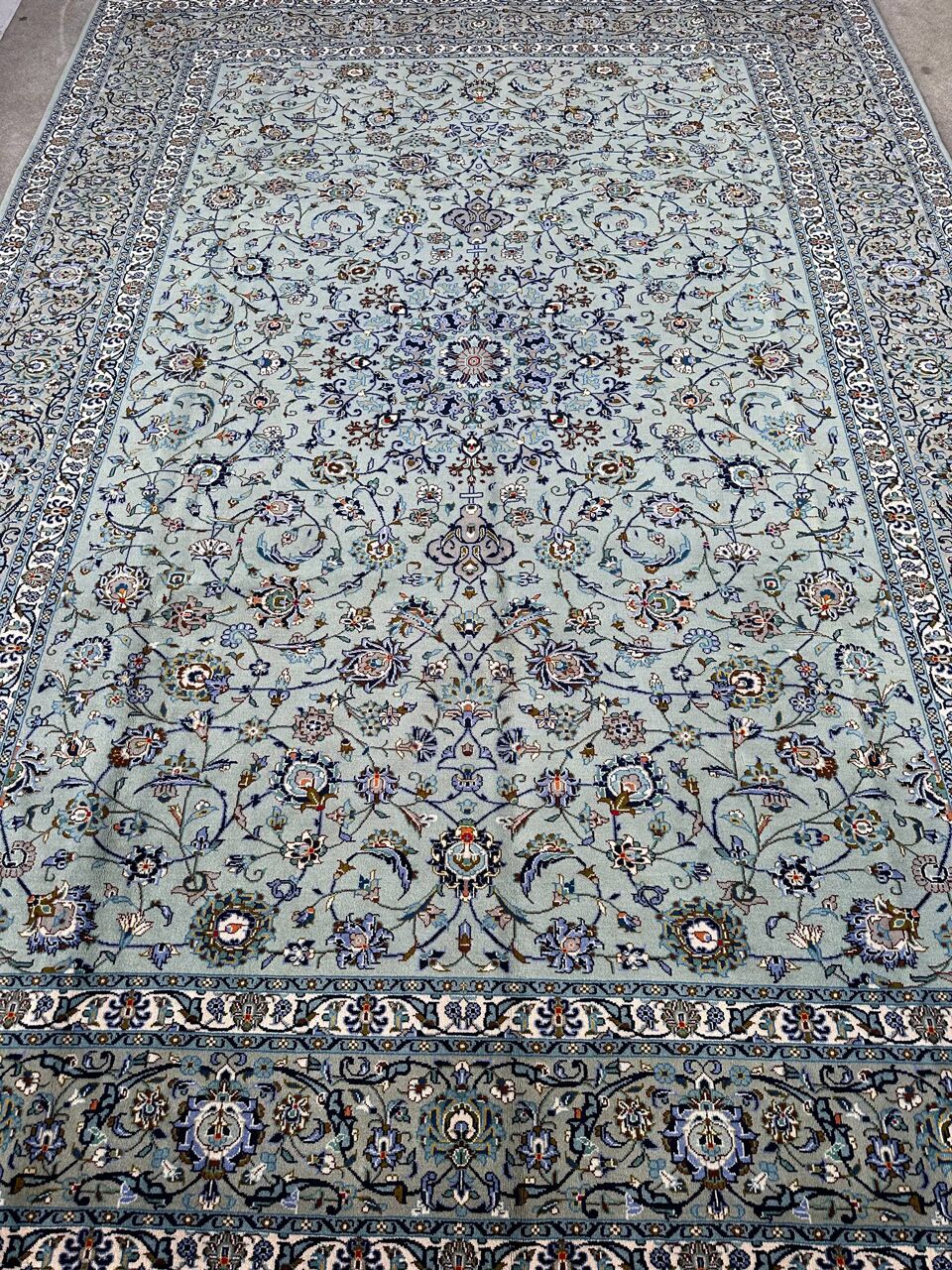 4x3M Signed Pistachio Tone Persian Kashan Rug - Image 3
