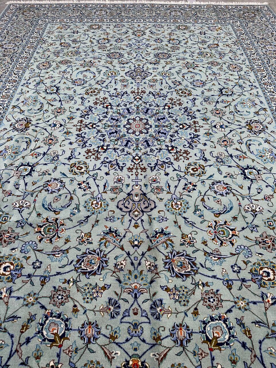 4x3M Signed Pistachio Tone Persian Kashan Rug - Image 6