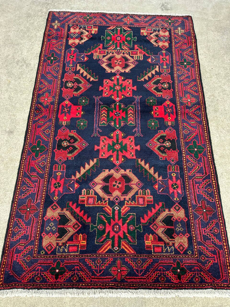 1.8x1m Zanjan Persian Rug - Image 2