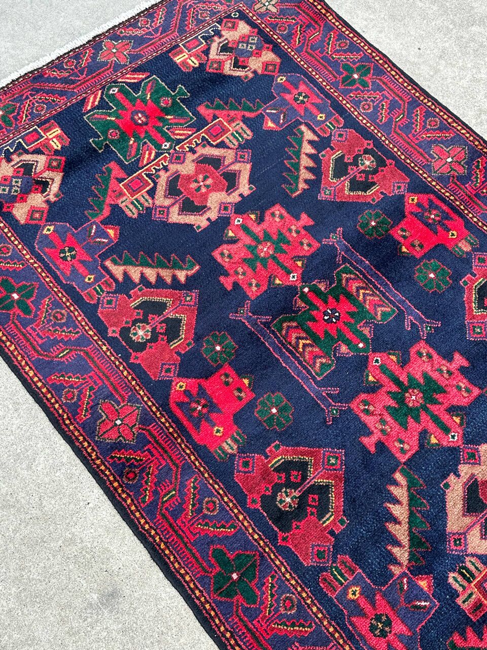 1.8x1m Zanjan Persian Rug - Image 5