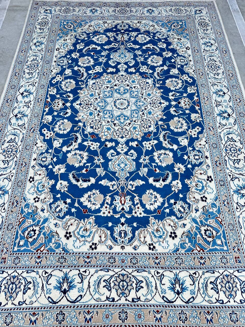 3x2M Persian Nain Rug - Image 9