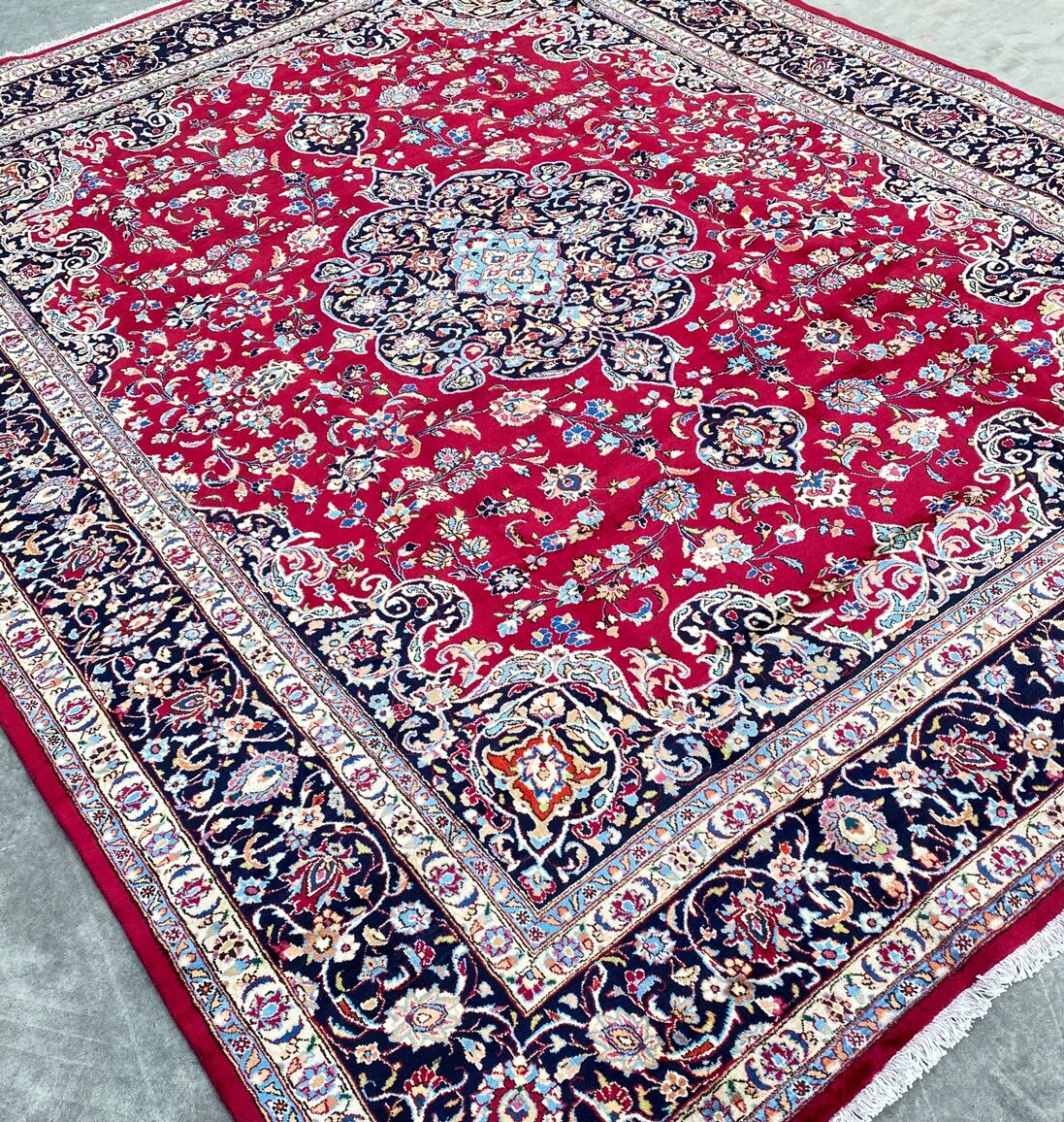 3.7x2.9M Persian Tabriz Rug - Image 3