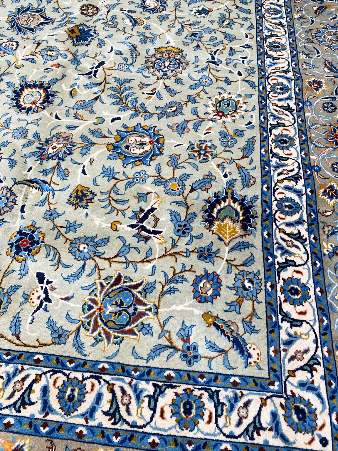 4.4x3.2M Pistachio Tone Persian Kashan Rug - Image 5