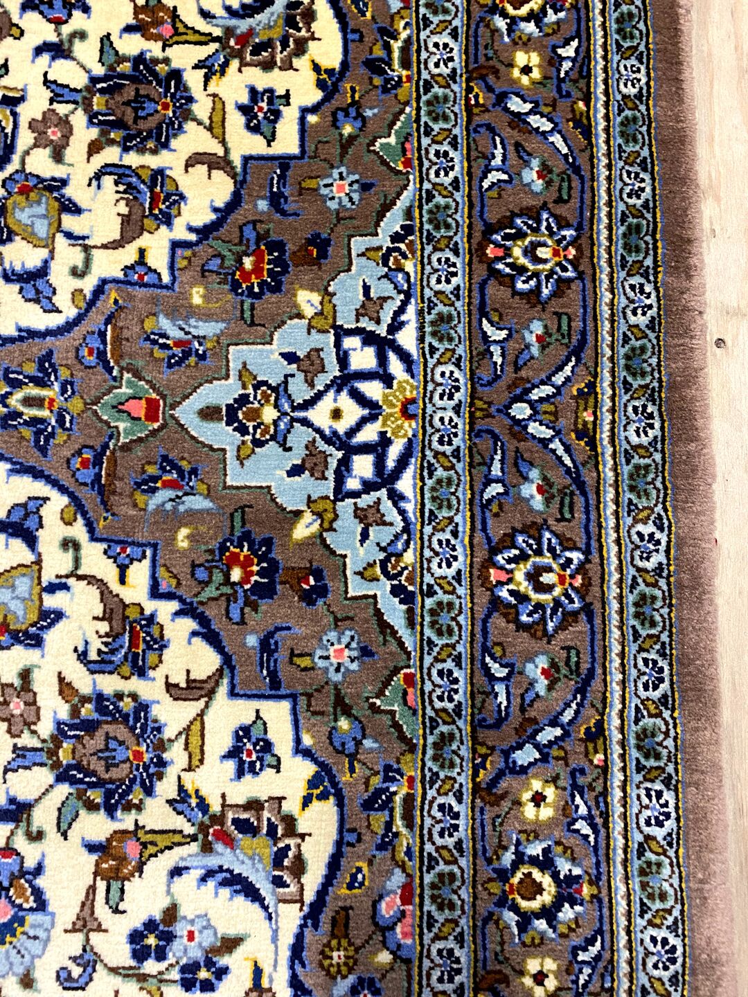 5m Traditional Kashan Runner - Image 6