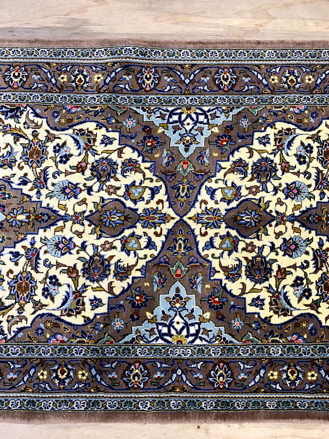 5m Traditional Kashan Runner - Image 7
