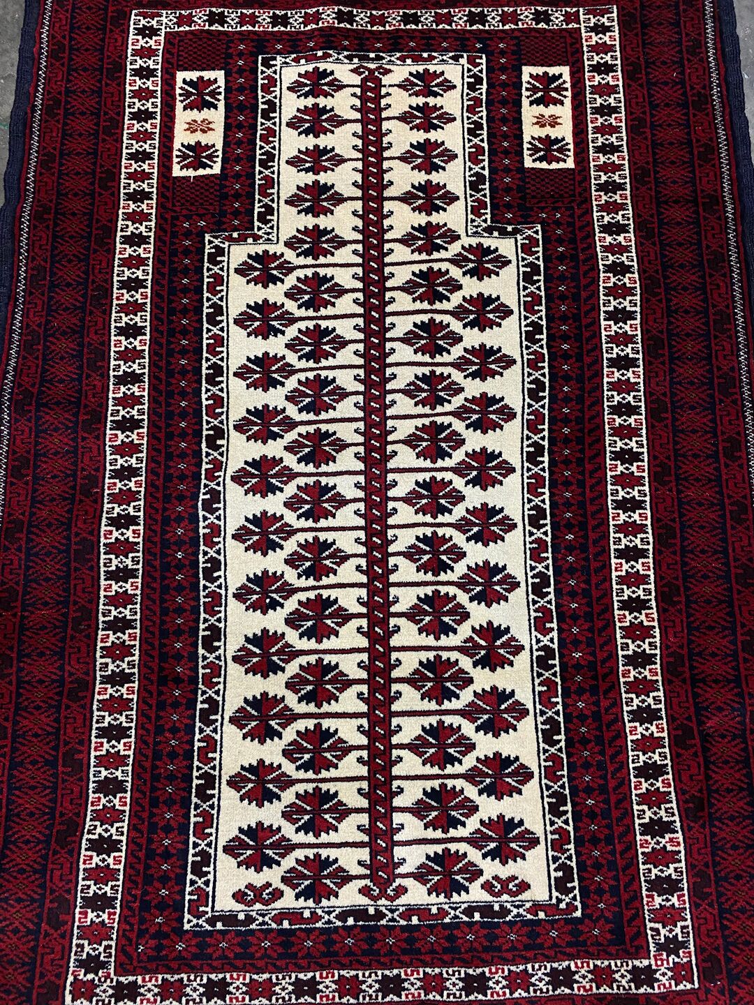 balouchi prayer rug