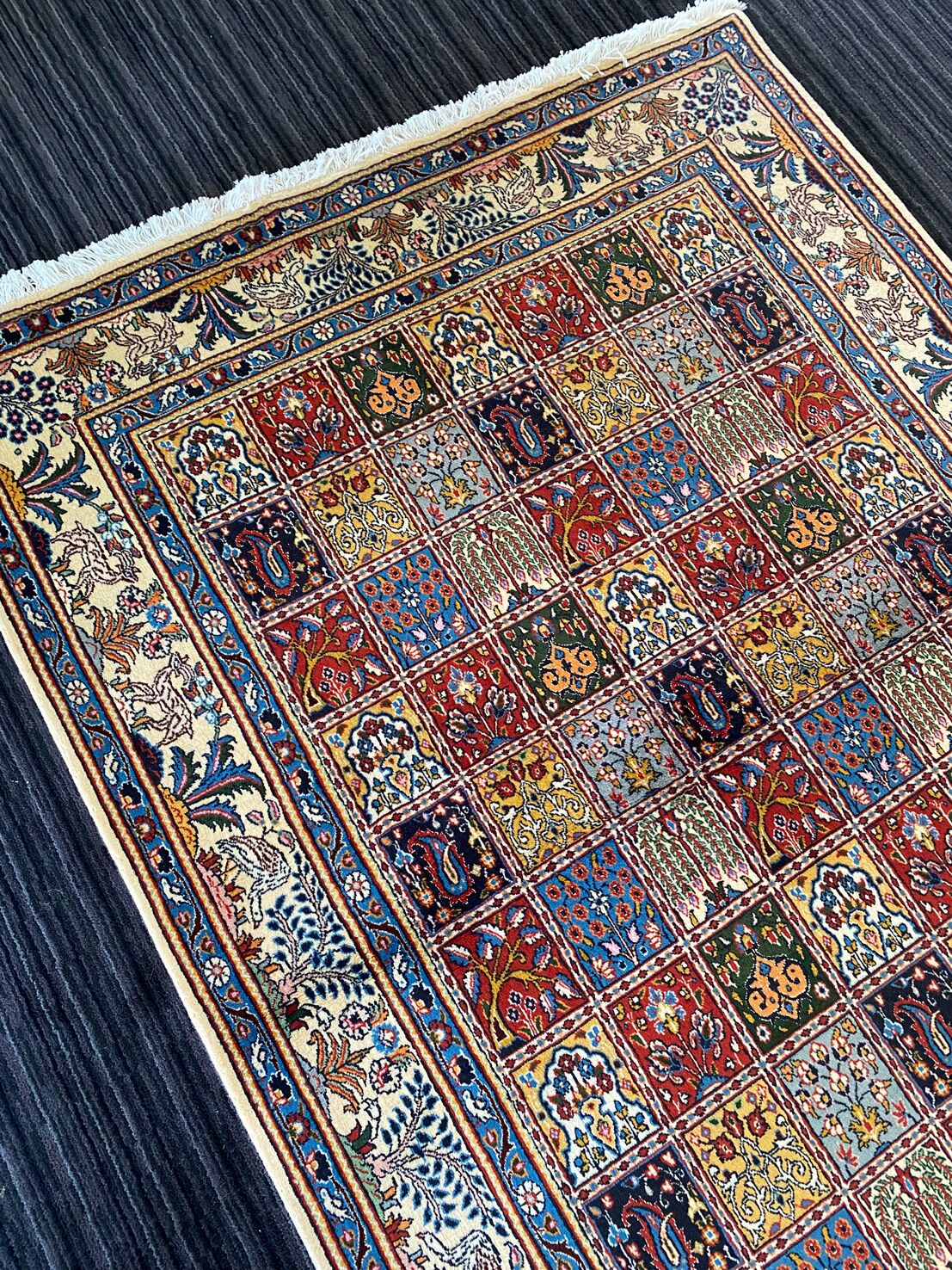 Vintage 2x1.5M Garden Design Persian Mood Rug - Image 3