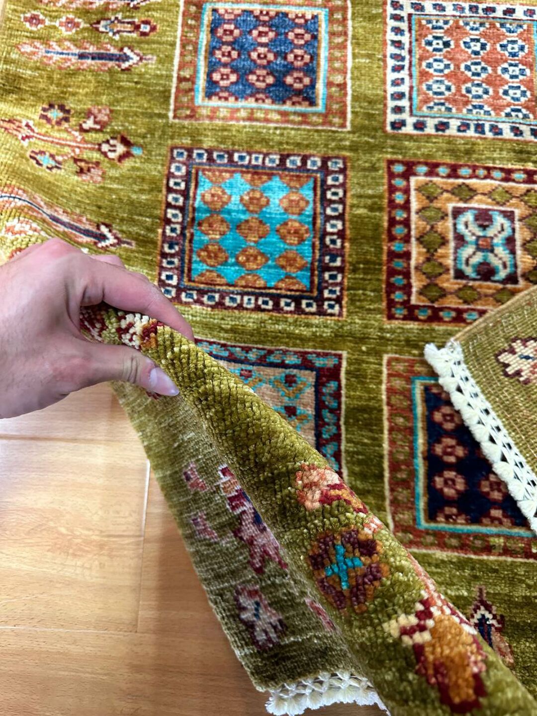 1.5 x 1 M Afghan Super Chobi Rug - Image 8
