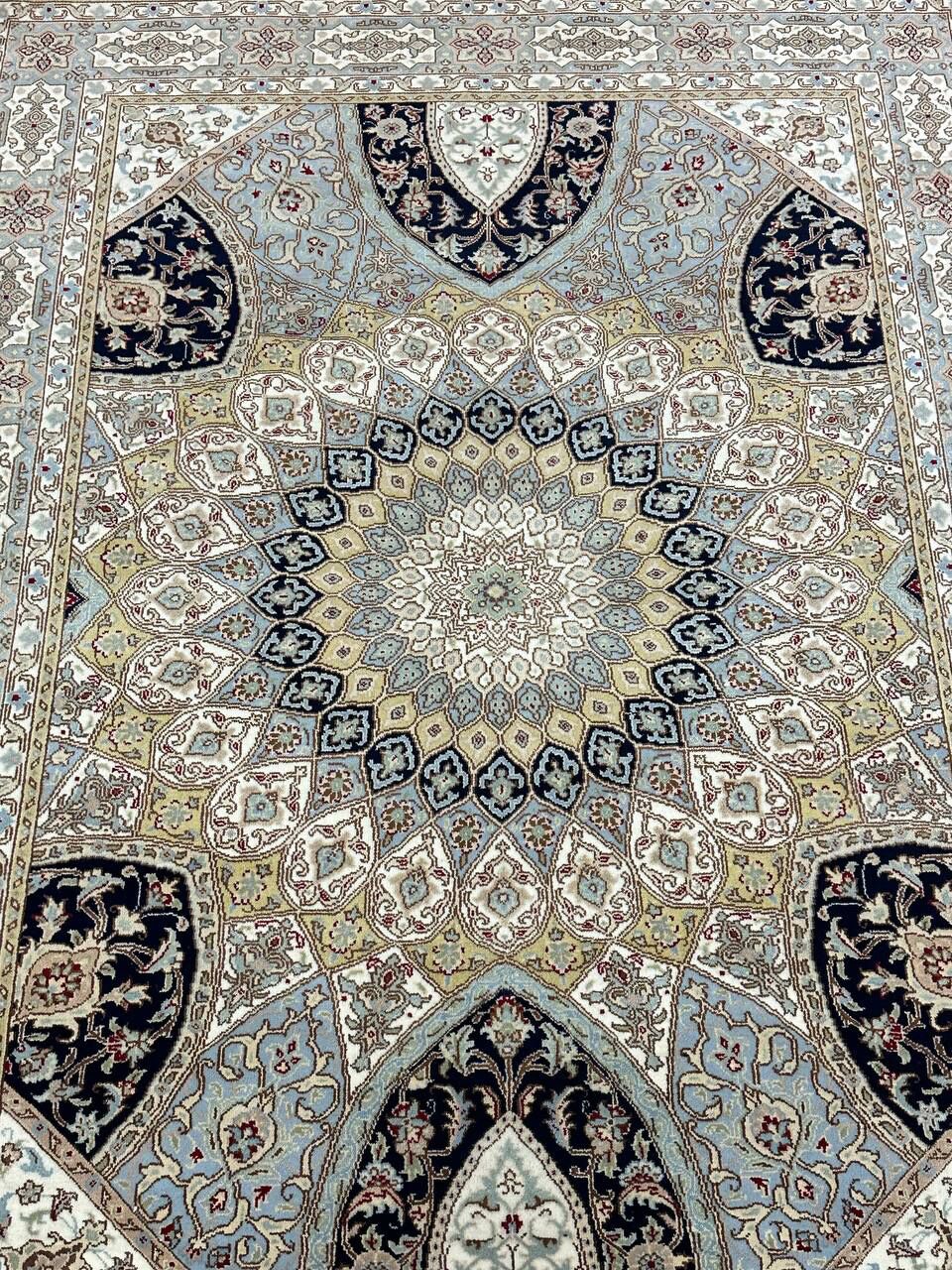 2.15 x 1.55 M Indian Wool & Silk Nain Dome Design Rug - Image 3
