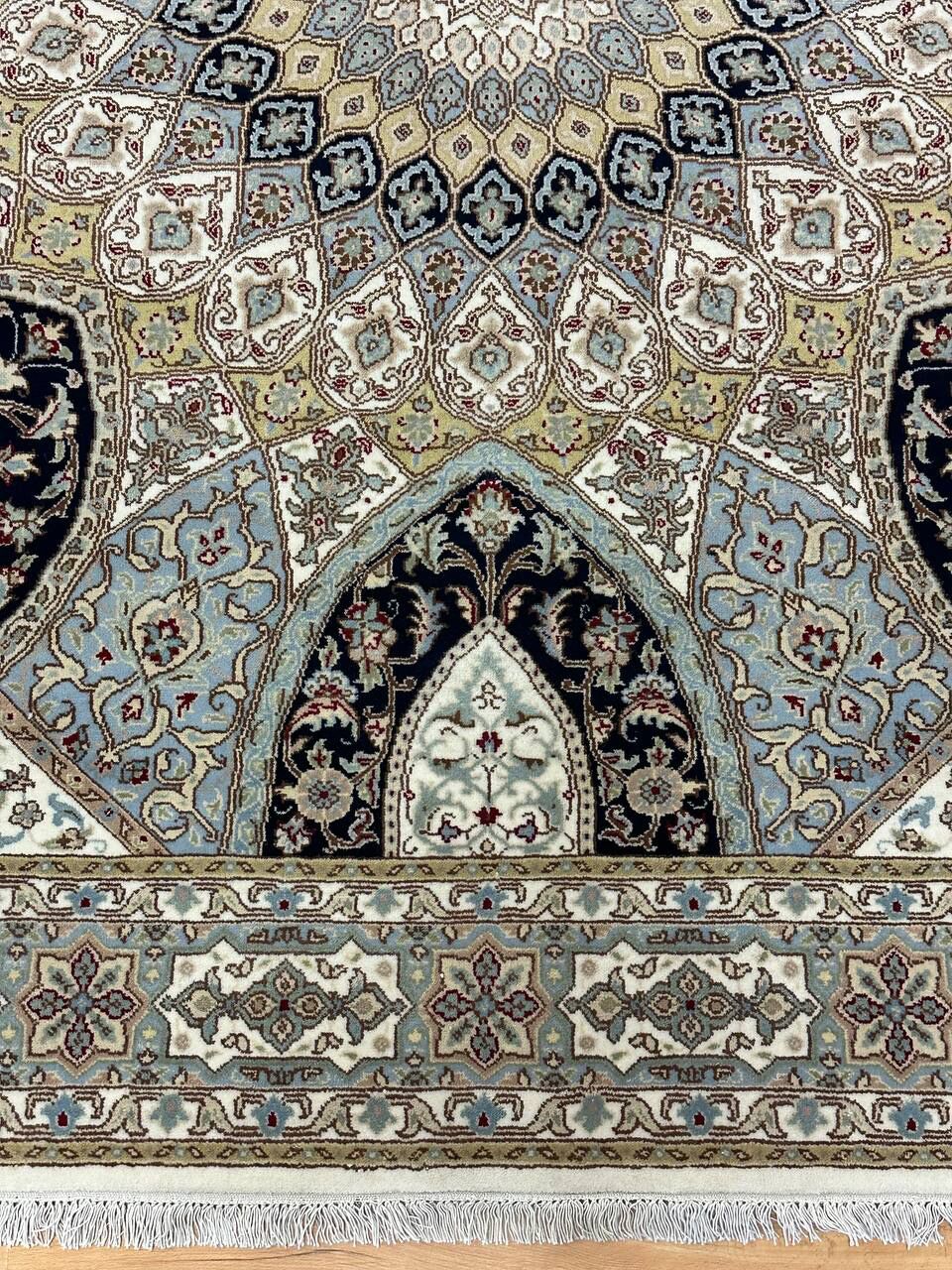 2.15 x 1.55 M Indian Wool & Silk Nain Dome Design Rug - Image 4