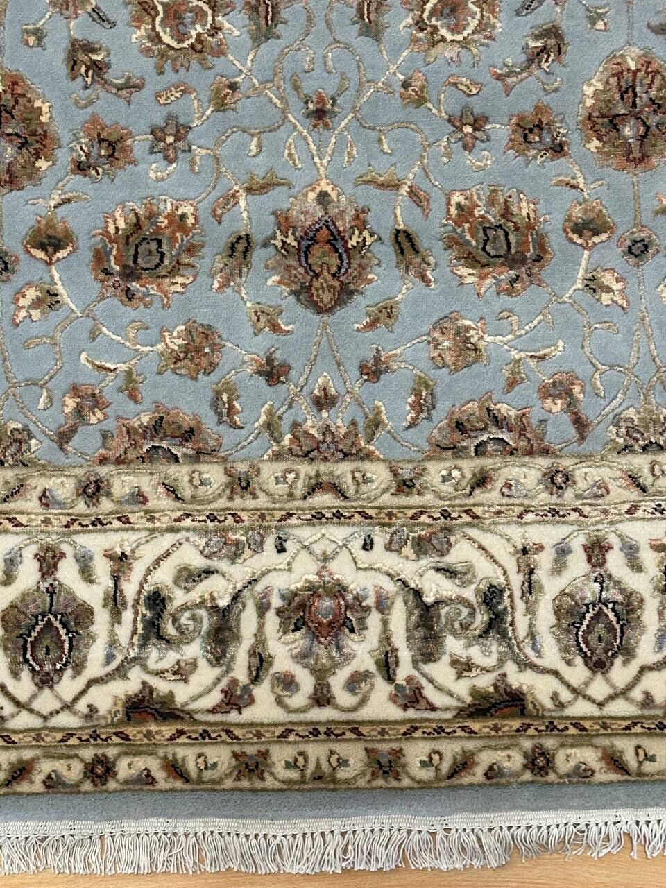 2.3 x 1.6 M Indian Wool & Silk Embossed Pattern Rug - Image 4