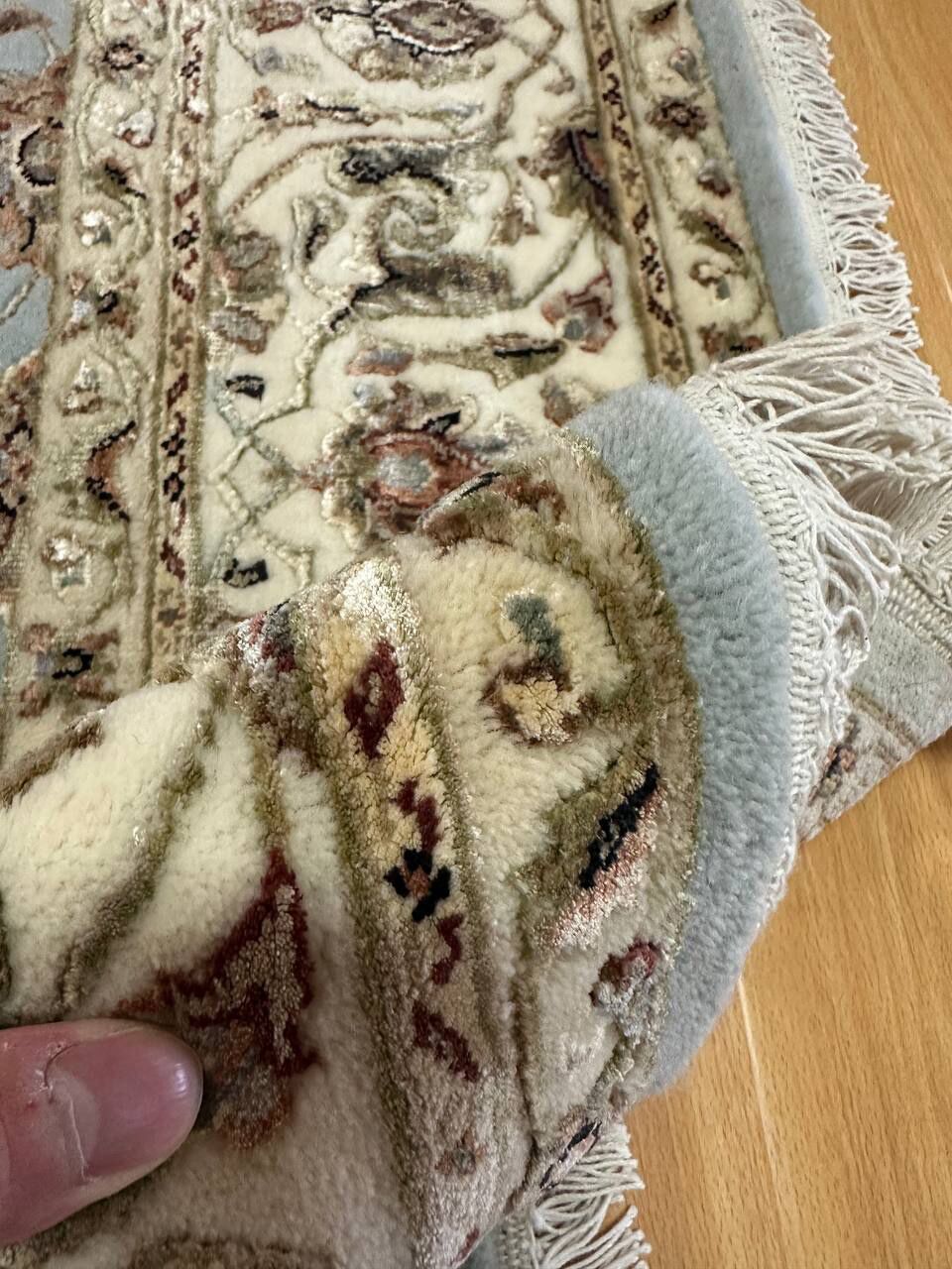2.3 x 1.6 M Indian Wool & Silk Embossed Pattern Rug - Image 9