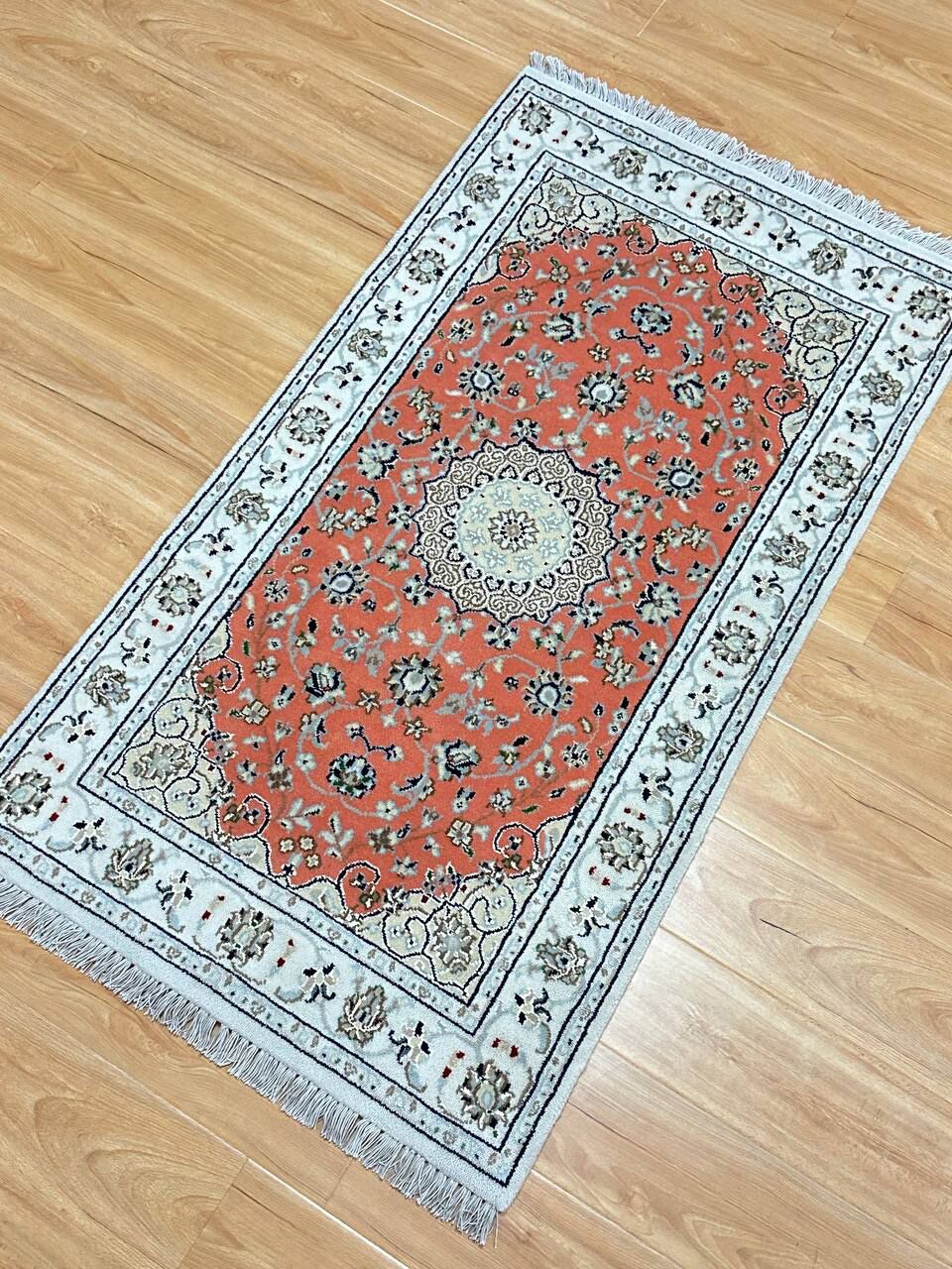 1.3 x 0.7 M Indian Wool & Silk Nain Design Rug - Image 7