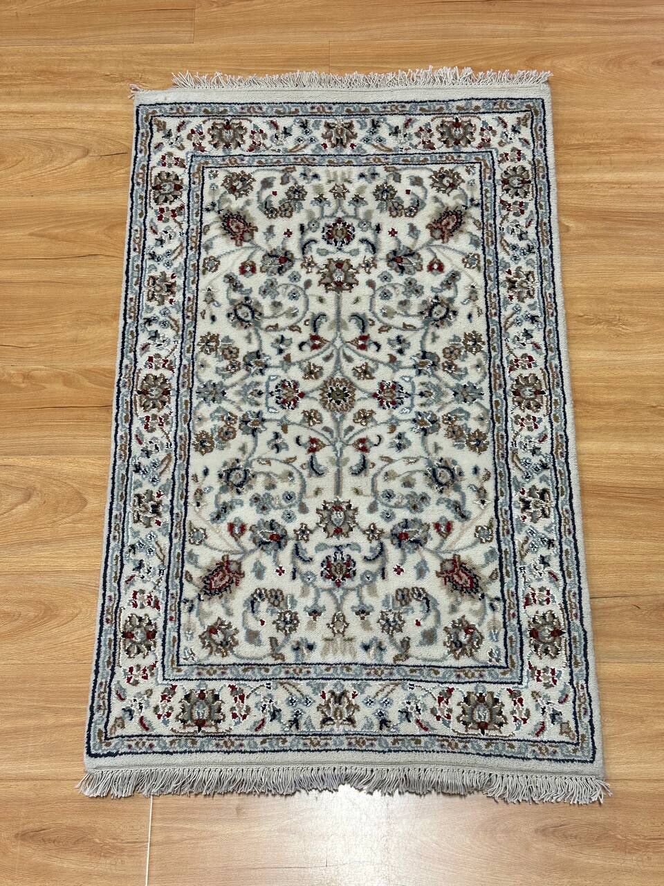 1 x 0.62 M Indian Wool & Silk Nain Design Rug - Image 2