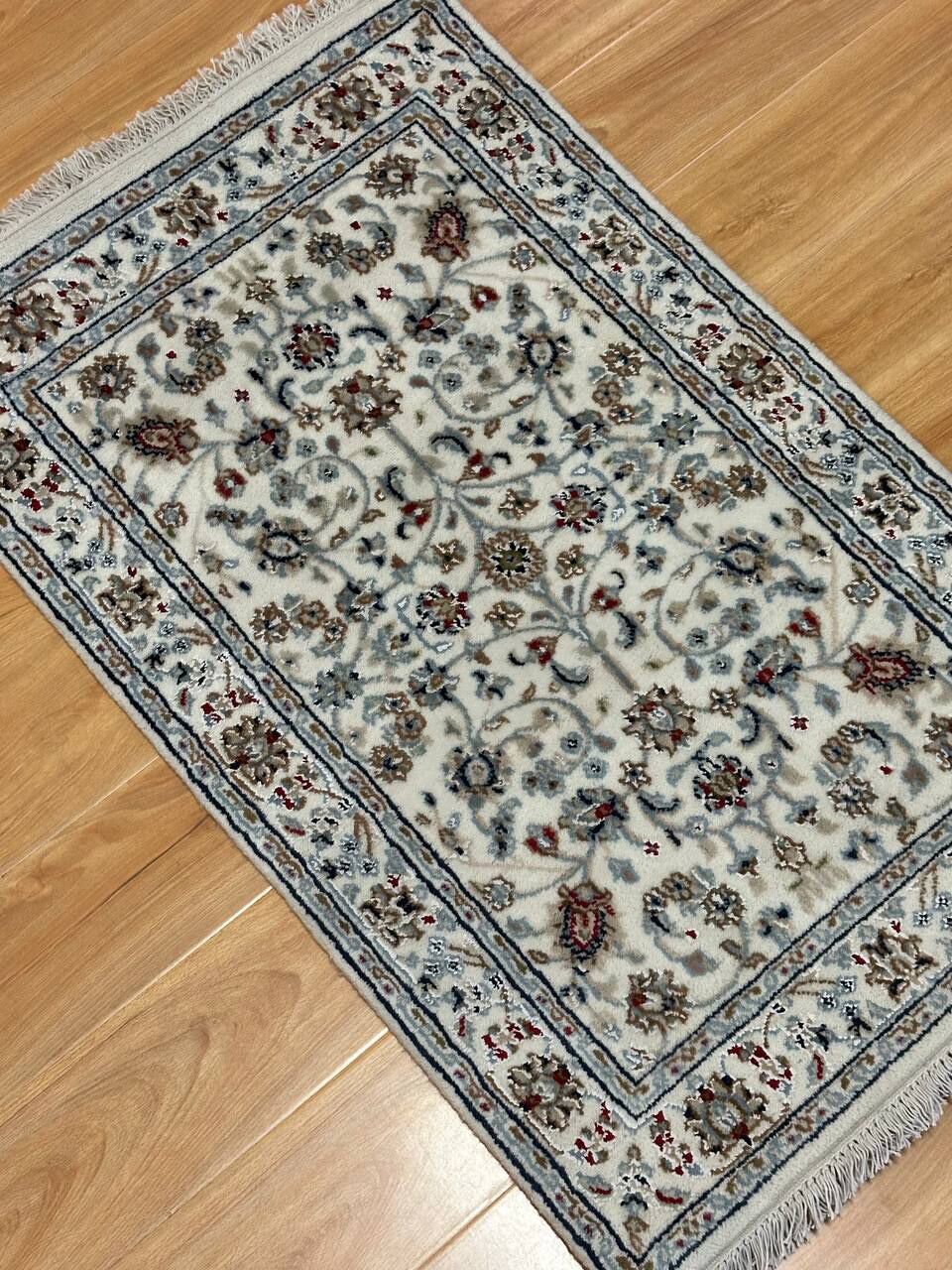 1 x 0.62 M Indian Wool & Silk Nain Design Rug - Image 5