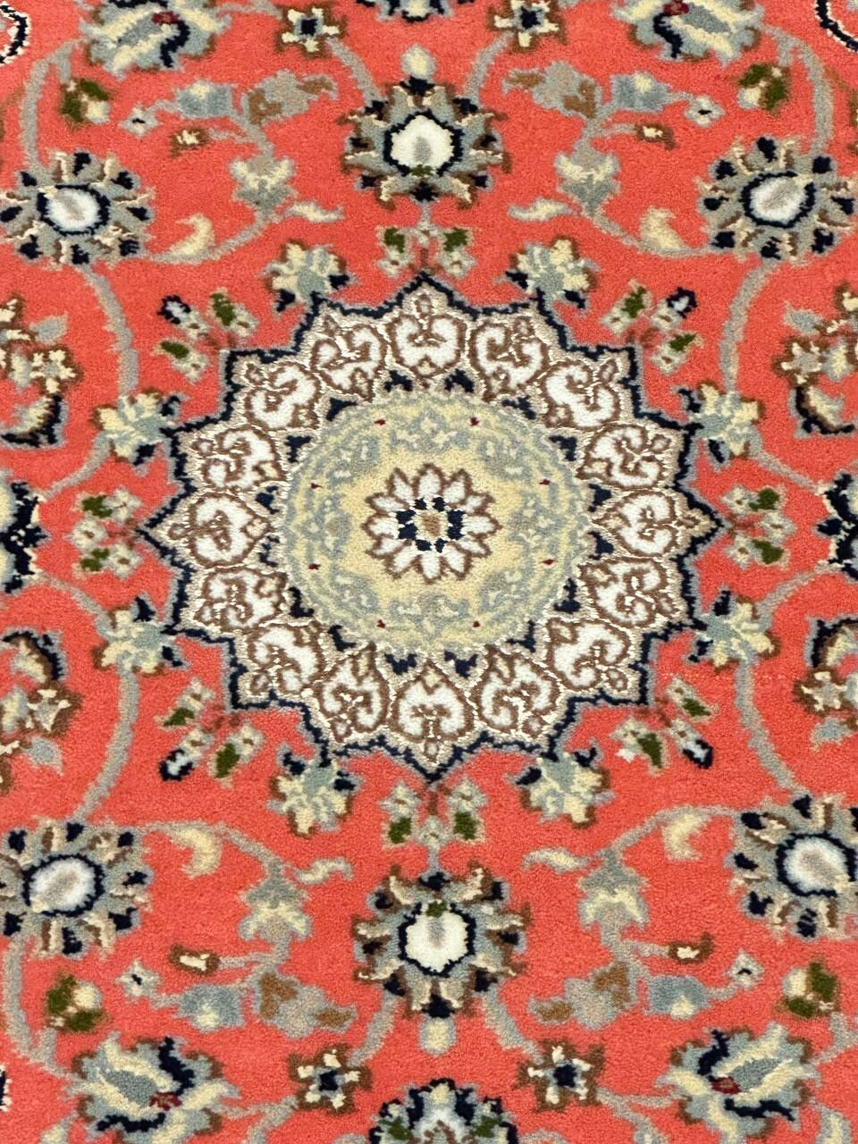 0.93 x 0.65 M Indian Wool & Silk Nain Design Rug - Image 4