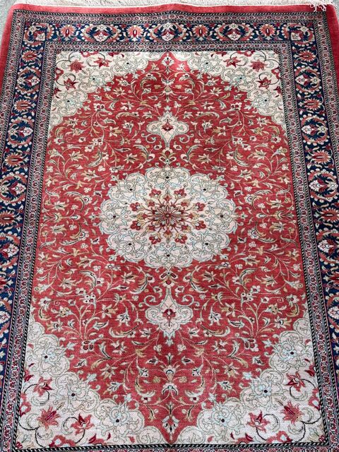 1.17x0.8 M Pure Silk Qom Persian Rug - Image 5