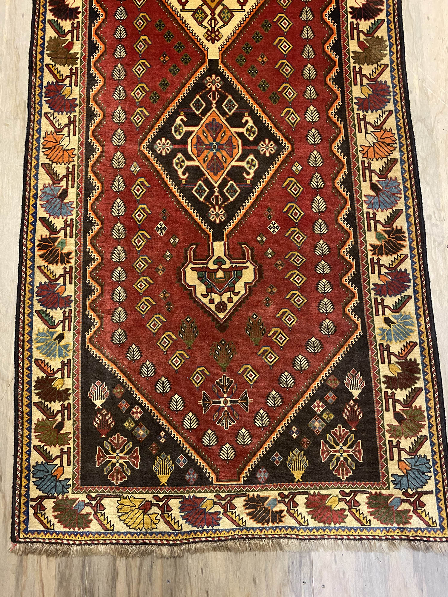 3M Qashghai Shiraz Persian Runner - Image 7