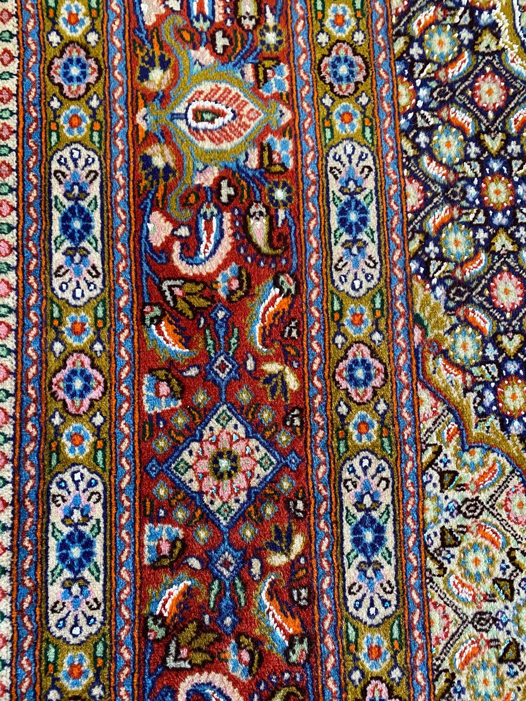 Superfine 3.3x2.4M Mood Persian Rug (Silkinlaid) - Image 10