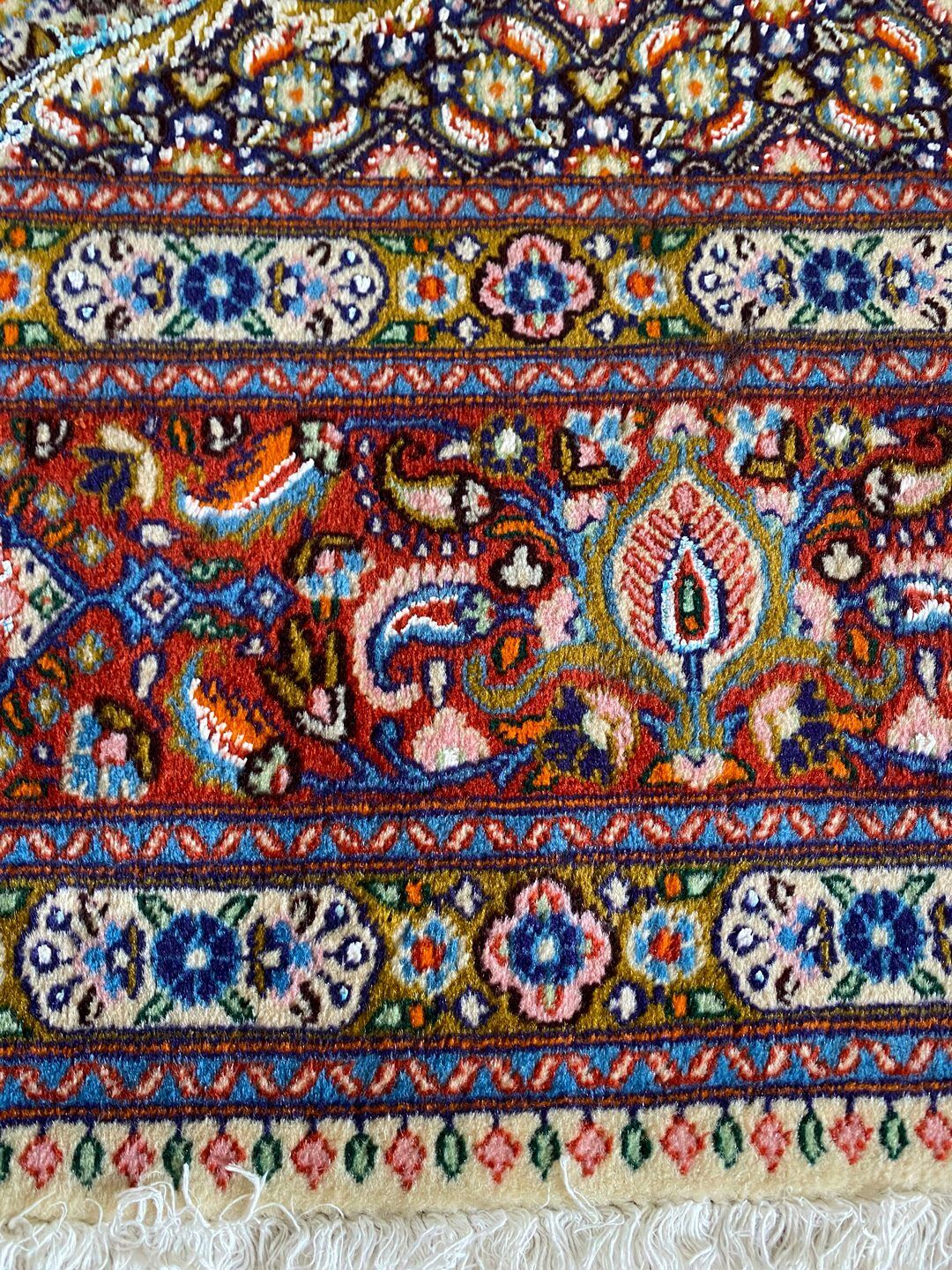 Superfine 3.3x2.4M Mood Persian Rug (Silkinlaid) - Image 13