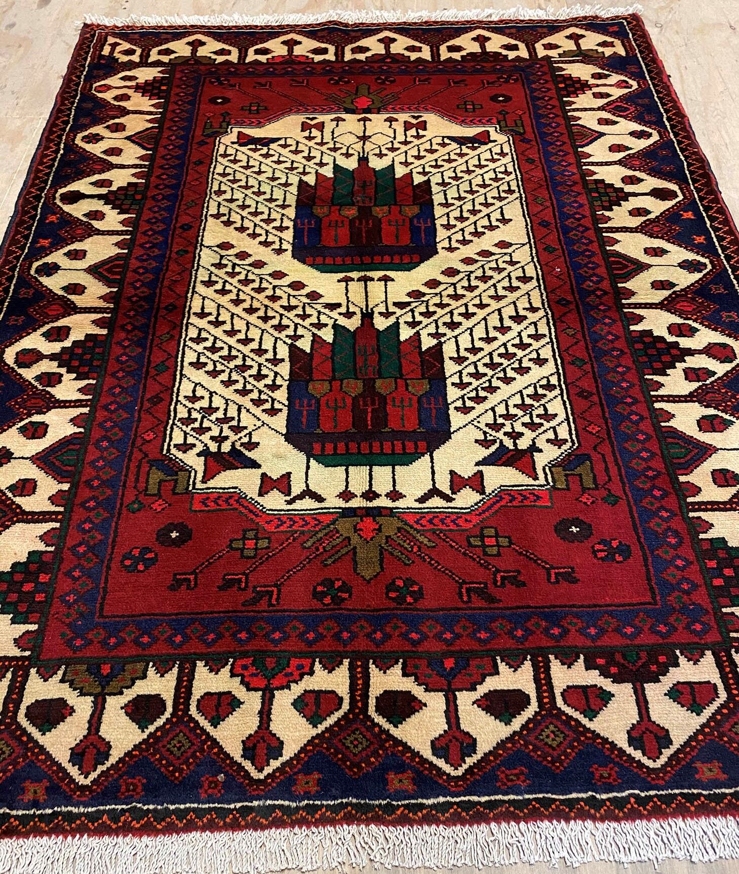 1.4x1.1M Antique Persian Saveh Rug - Image 3