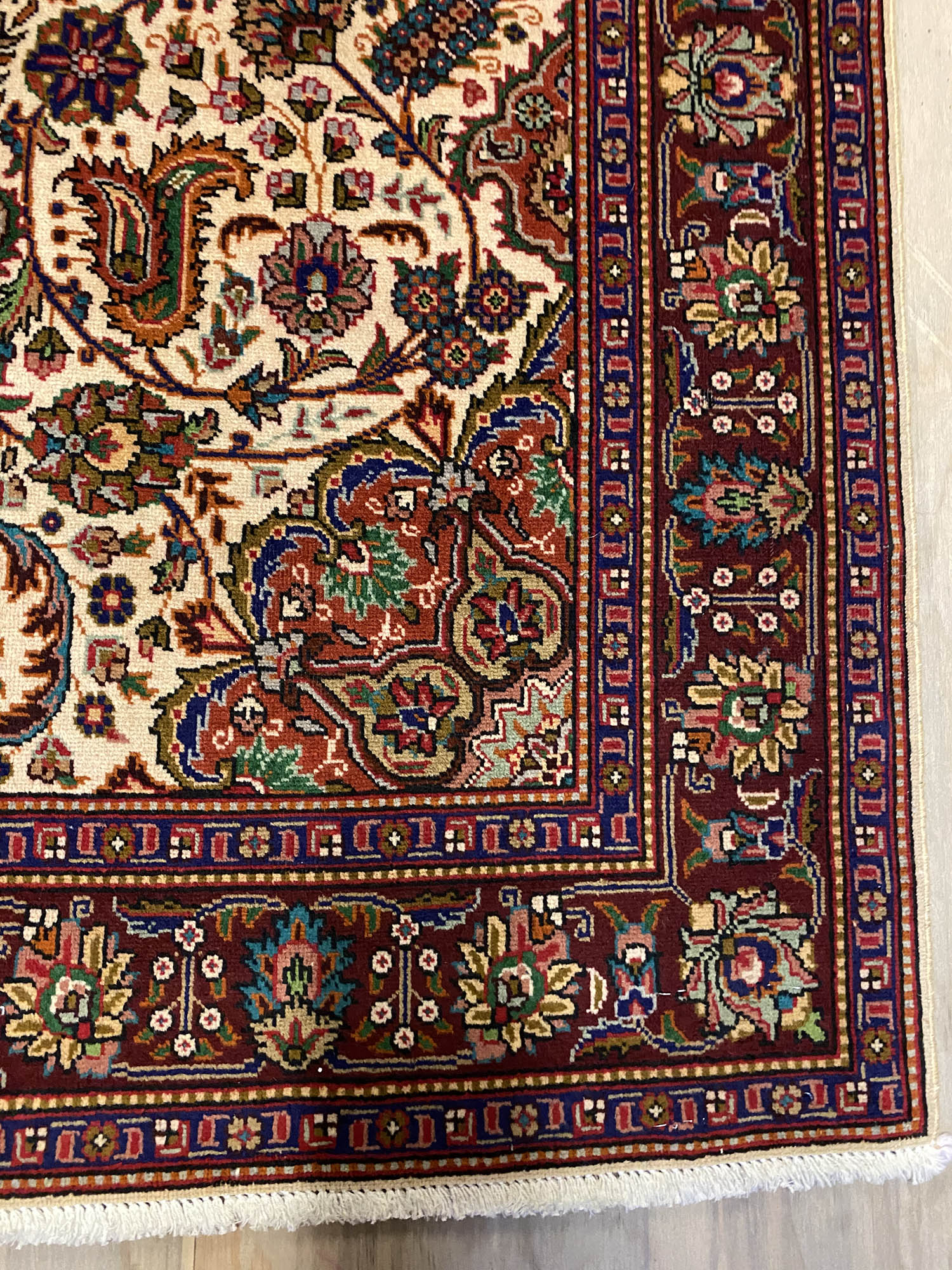 1.5x1M Vintage Tabriz Persian Rug - Image 5