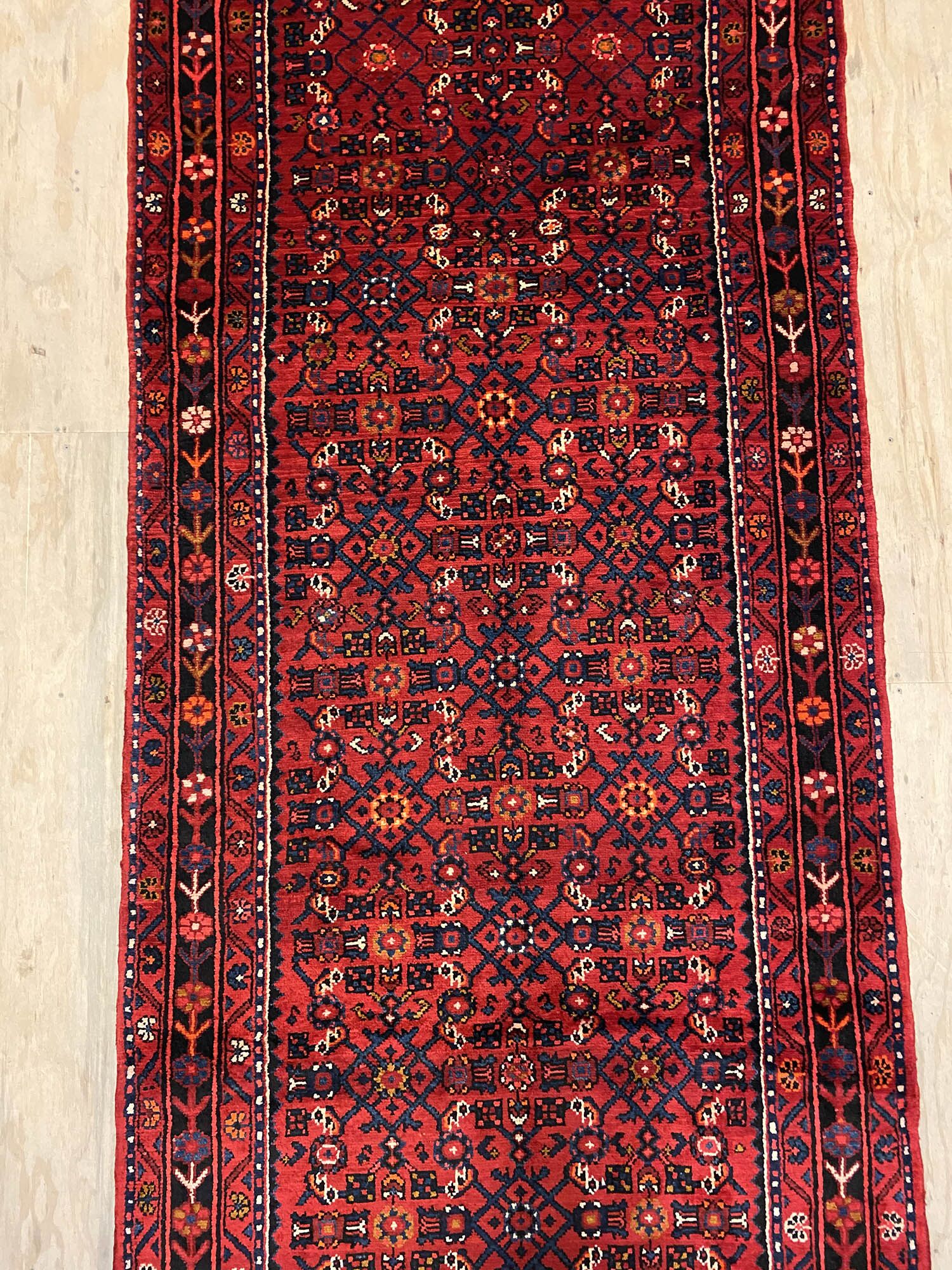 4.2M Hamedan Persian Runner (Hosseinabad) - Image 9